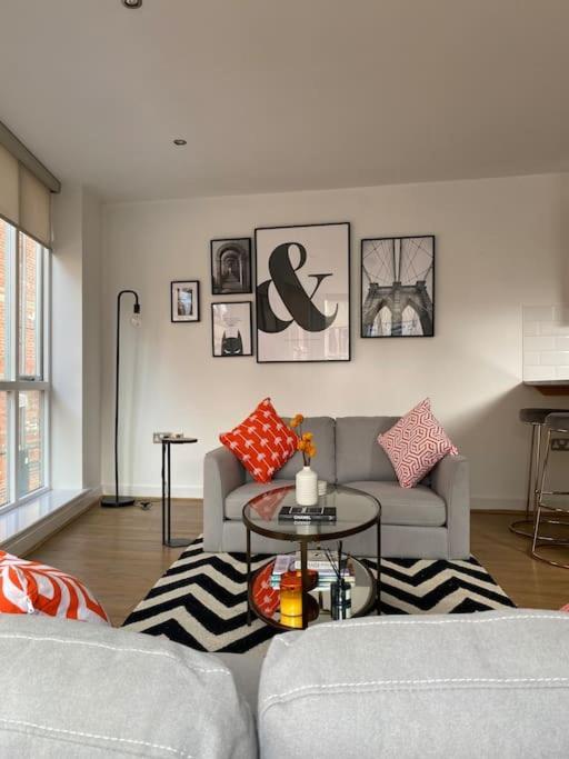 Central Leeds Townhouse With Private Roof Garden Sleeps 4 Leeds (West Yorkshire) Exterior foto