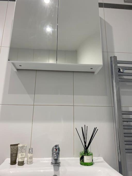 Central Leeds Townhouse With Private Roof Garden Sleeps 4 Leeds (West Yorkshire) Exterior foto
