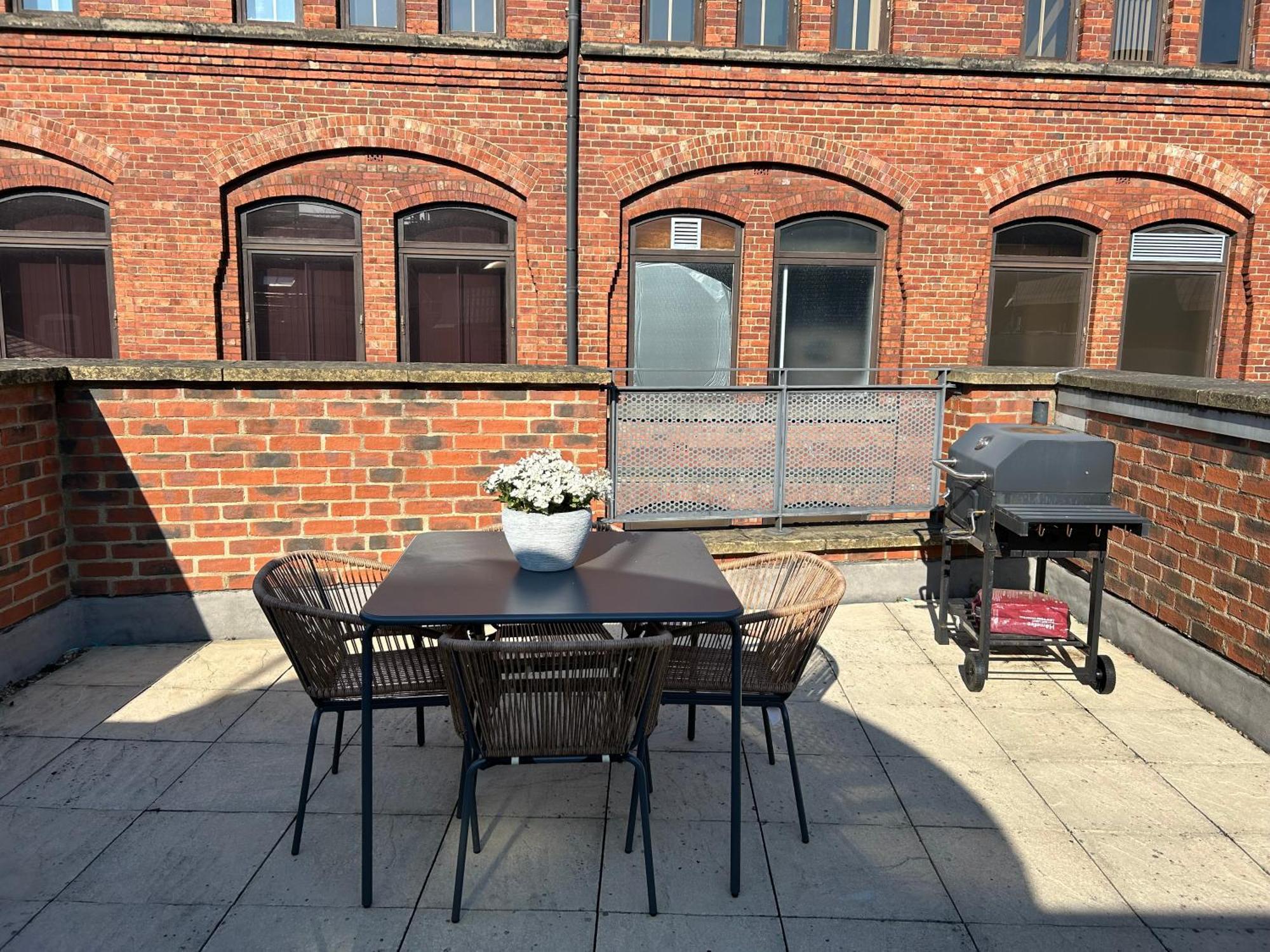 Central Leeds Townhouse With Private Roof Garden Sleeps 4 Leeds (West Yorkshire) Exterior foto